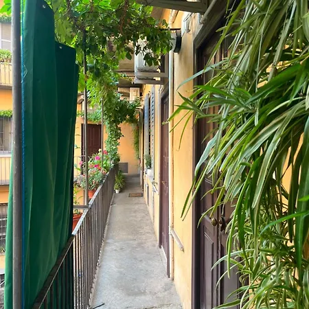 Appartement Sarpi42 *