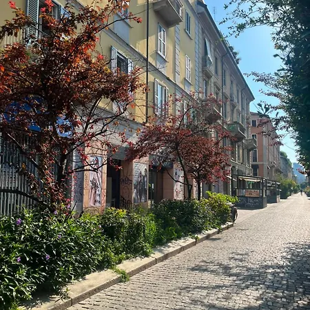 Sarpi42 * Mediolan